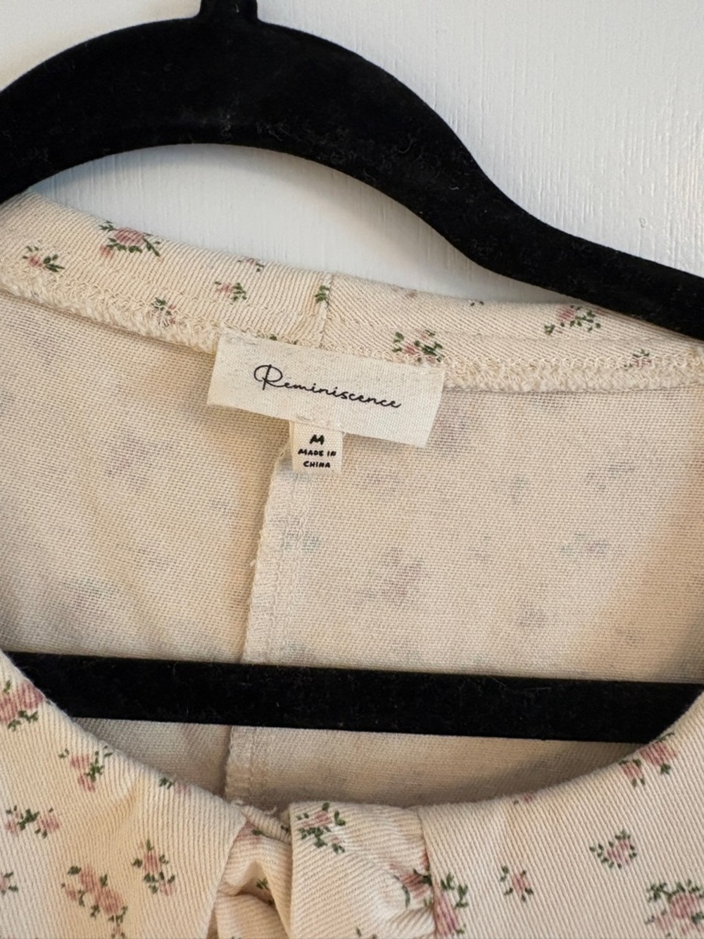 Ivory Floral Button-Front Dress with Ruffled Collar - Picture 2 of 2
